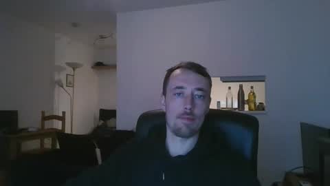 Snapshot of himerosj chatting on March 8, 2026, 10:52 am himerosj online show from March 8, 2026, 10:52 am