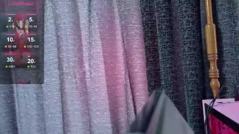 Inori Independent model online show from April 25, 2026, 6:49 pm