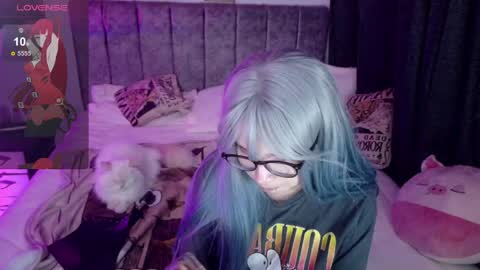 Inori Independent model online show from May 31, 2026, 5:04 am