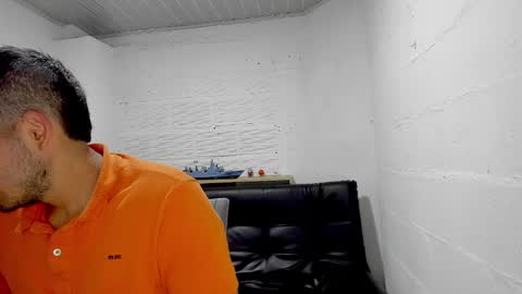 Snapshot of himoreno97 chatting on December 19, 2024, 3:07 am Hi moreno online show from December 19, 2024, 3:07 am