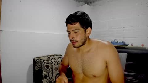 Snapshot of himoreno97 chatting on February 26, 2025, 12:38 am Hi moreno online show from February 26, 2025, 12:38 am