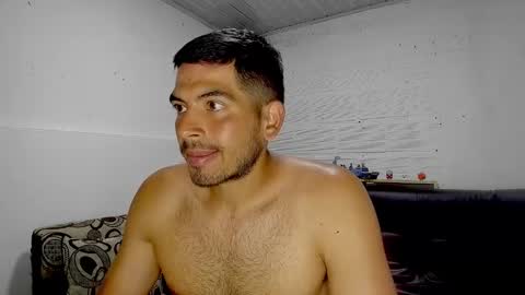 Snapshot of himoreno97 chatting on March 7, 2025, 1:53 am Hi moreno online show from March 7, 2025, 1:53 am