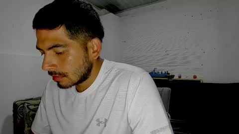 Snapshot of himoreno97 chatting on March 12, 2025, 2:09 am Hi moreno online show from March 12, 2025, 2:09 am