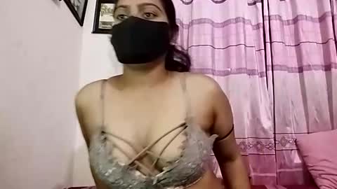 Snapshot of himuhimu22 chatting on May 13, 2026, 6:49 pm himuhimu22 online show from May 13, 2026, 6:49 pm