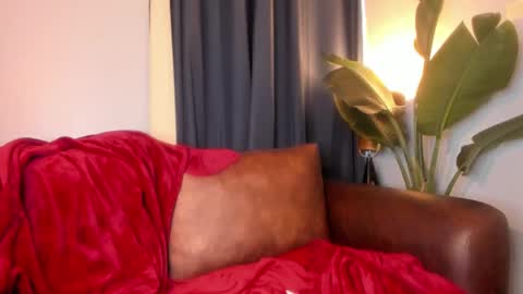 Snapshot of hinnata69 chatting on October 1, 2025, 1:06 pm Hinnata online show from October 1, 2025, 1:06 pm