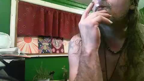 Snapshot of hippiedad333 chatting on May 7, 2026, 6:41 am hippiedad333 online show from May 7, 2026, 6:41 am