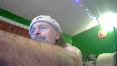 Snapshot of hippiedad333 chatting on May 30, 2026, 3:36 am hippiedad333 online show from May 30, 2026, 3:36 am