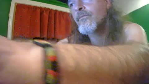 Snapshot of hippiedad333 chatting on June 16, 2026, 4:26 am hippiedad333 online show from June 16, 2026, 4:26 am