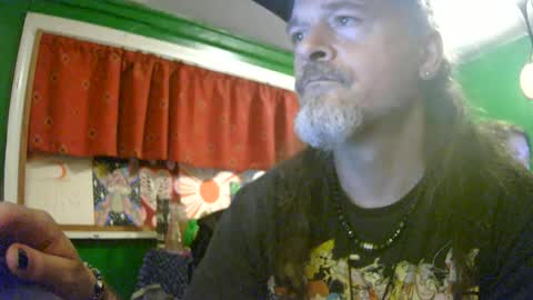 Snapshot of hippiedad333 chatting on June 22, 2026, 3:36 am hippiedad333 online show from June 22, 2026, 3:36 am