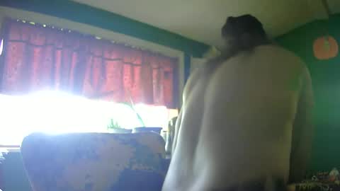 Snapshot of hippiedad333 chatting on June 28, 2026, 8:59 pm hippiedad333 online show from June 28, 2026, 8:59 pm