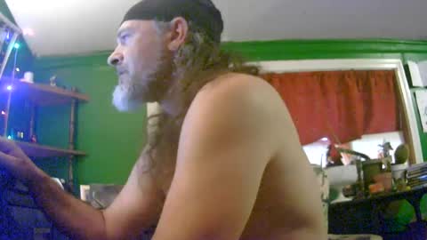 Snapshot of hippiedad333 chatting on July 29, 2026, 11:47 pm hippiedad333 online show from July 29, 2026, 11:47 pm