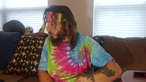 hippiejagain online show from October 6, 2025, 3:20 pm