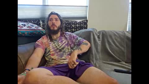 hippiejagain online show from October 30, 2025, 6:41 pm