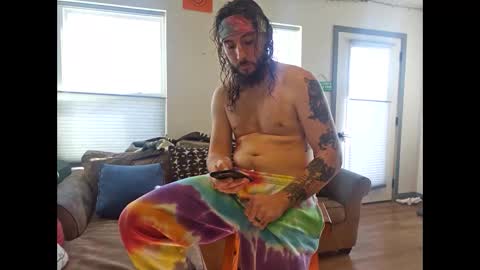 hippiejagain online show from November 16, 2025, 4:34 pm