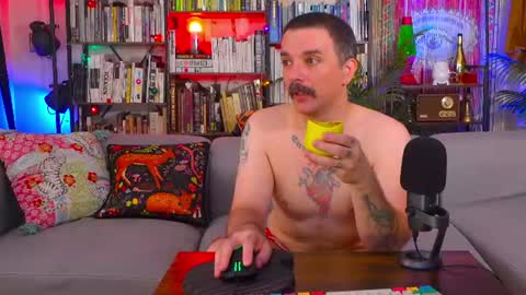 Snapshot of hipstertrashdumpsterfire chatting on July 15, 2026, 7:24 am HipsterTrash Clark one half of Task Manager online show from July 15, 2026, 7:24 am