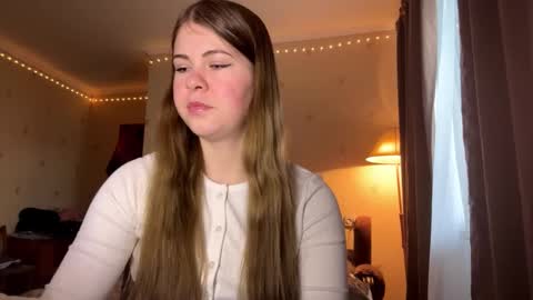 I am Amy ntmu Lets hit 10 Thumbs Up together online show from March 1, 2026, 12:07 pm