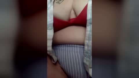 Snapshot of hisgremlinxo chatting on August 2, 2026, 6:06 pm gremlinxo online show from August 2, 2026, 6:06 pm