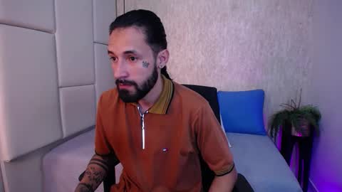 Hisoka online show from February 13, 2026, 7:54 pm