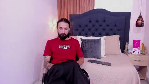 Snapshot of hisoka_0 chatting on June 11, 2026, 7:45 pm Hisoka online show from June 11, 2026, 7:45 pm