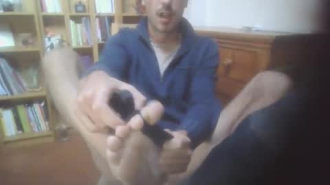 Snapshot of hitmenoww chatting on November 5, 2025, 3:12 pm hitmenoww online show from November 5, 2025, 3:12 pm