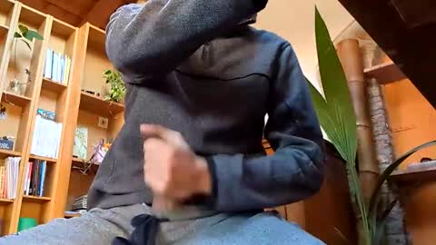 Snapshot of hitmenoww chatting on November 23, 2025, 9:20 am hitmenoww online show from November 23, 2025, 9:20 am