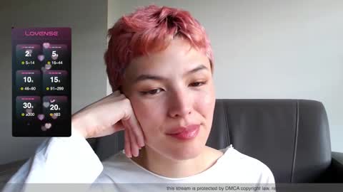 Snapshot of hivivi chatting on December 22, 2025, 6:32 am Vivi online show from December 22, 2025, 6:32 am