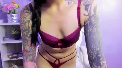 hiyakasudere online show from February 12, 2025, 6:40 pm