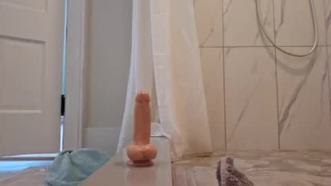 Snapshot of hockeyjock17 chatting on May 11, 2026, 2:45 pm hockeyjock17 online show from May 11, 2026, 2:45 pm