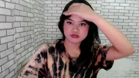 Snapshot of hoelyfloryn chatting on March 17, 2026, 7:55 am hoelyfloryn online show from March 17, 2026, 7:55 am