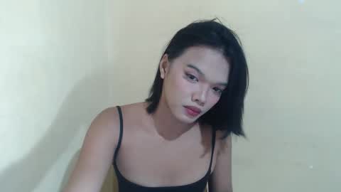 Snapshot of hoelyguine chatting on March 19, 2026, 5:11 am Guinevere3 online show from March 19, 2026, 5:11 am
