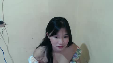 Snapshot of hoelykalea chatting on May 1, 2026, 3:16 pm Kalea3 online show from May 1, 2026, 3:16 pm
