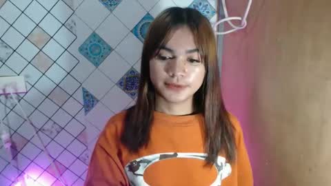 Snapshot of hoelykarina chatting on February 21, 2026, 10:49 am Karina3 online show from February 21, 2026, 10:49 am