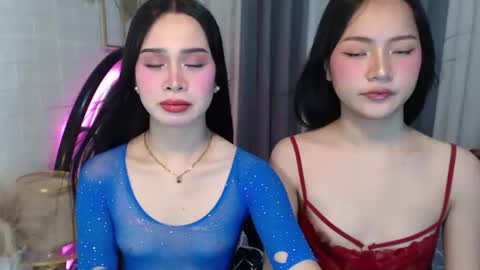 Snapshot of hoelymolly chatting on June 10, 2026, 7:24 pm hoelymolly online show from June 10, 2026, 7:24 pm