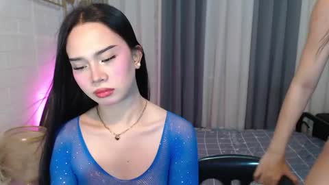 Snapshot of hoelymolly chatting on June 13, 2026, 6:50 pm hoelymolly online show from June 13, 2026, 6:50 pm