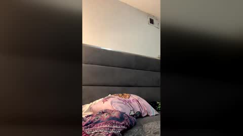 hoffman0189 online show from February 6, 2026, 2:16 am