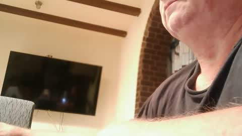 Snapshot of hofnung chatting on May 24, 2026, 3:39 pm hofnung online show from May 24, 2026, 3:39 pm