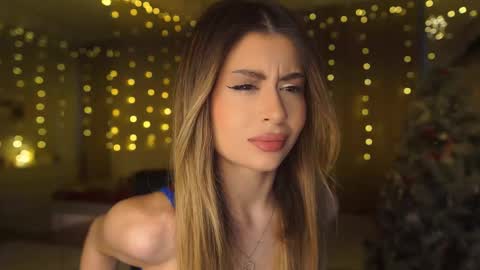 Moni Monica online show from December 19, 2025, 8:10 am