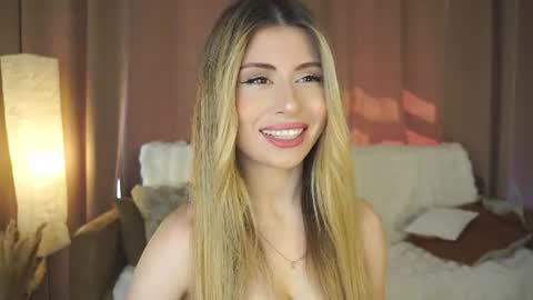 Moni Monica online show from June 20, 2026, 8:06 am