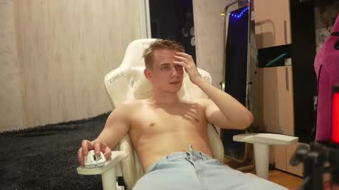 Extaz  Athrey  Howard online show from October 10, 2025, 8:30 pm