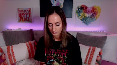 Holi Hurricane online show from October 27, 2025, 2:37 am