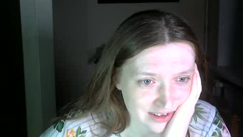 holistic_woman online show from June 19, 2026, 9:07 pm