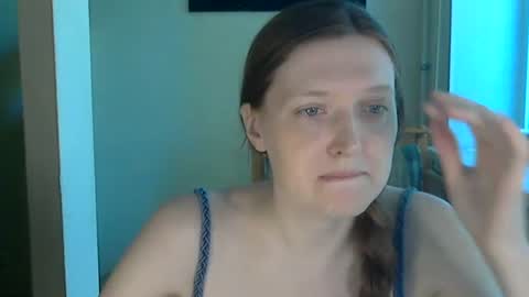 holistic_woman online show from June 20, 2026, 10:29 am