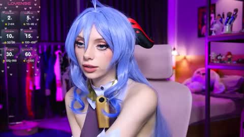 Holli online show from February 4, 2026, 11:27 am