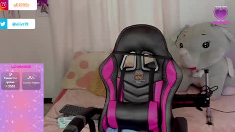   online show from January 31, 2025, 4:59 pm