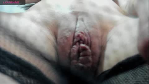 Snapshot of holly_little2 chatting on February 19, 2025, 9:47 pm Sophie online show from February 19, 2025, 9:47 pm