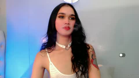 Apple online show from February 1, 2025, 8:29 am