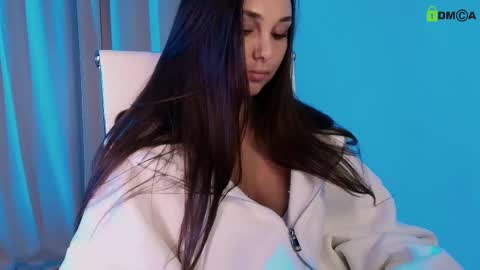 Snapshot of hollyextra chatting on February 13, 2025, 6:59 pm hollyextra online show from February 13, 2025, 6:59 pm