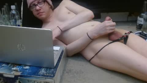 Holly Hawkes online show from February 9, 2025, 2:28 am