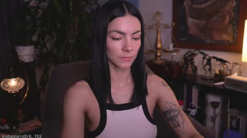 Snapshot of hollylinder_ chatting on May 31, 2026, 1:14 am Holly Linder online show from May 31, 2026, 1:14 am