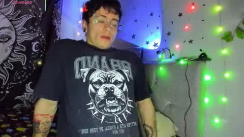 Snapshot of hollypurple chatting on January 18, 2026, 11:19 pm Hades and Persefone online show from January 18, 2026, 11:19 pm